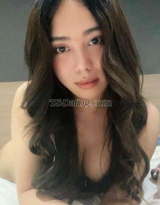 trans girl Luckylicious 6250460 trans girl Luckylicious 6250460