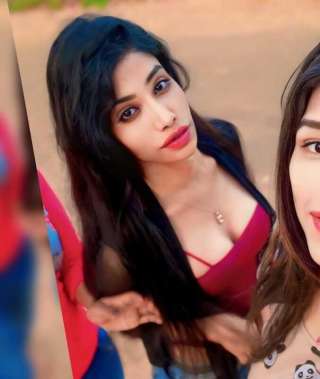 QueenSaleena 7745499 QueenSaleena 7745499