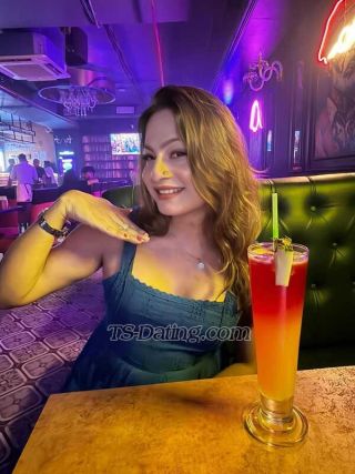 trans girl QueenTorsha 0758950