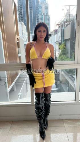 trans girl QueenYassi 5452256