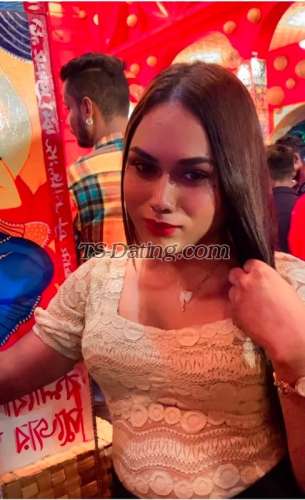 trans girl QueenofBed 0117013