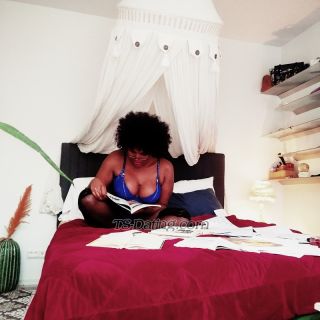 trans girl queenselena52 3737850