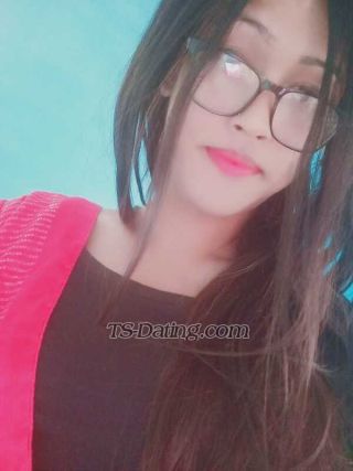 trans girl RIHANNAKHAN 6502809