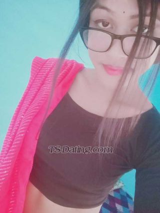 trans girl RIHANNAKHAN 6502827