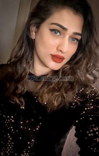 trans girl ROOHICD 0193874 trans girl ROOHICD 0193874