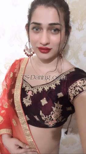 trans girl ROOHICD 6330784 trans girl ROOHICD 6330784