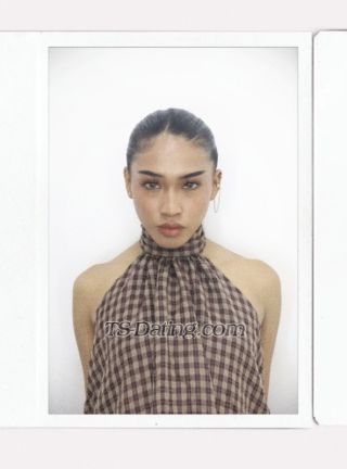trans girl Raeven 4105204
