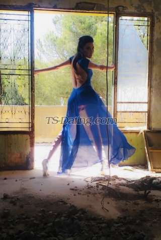 trans girl Rafyoula 0501690 trans girl Rafyoula 0501690