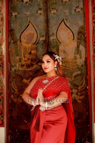 trans girl Raraamora97 9026020