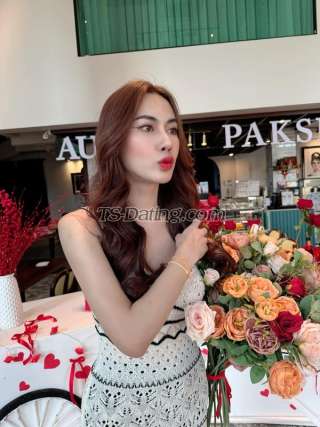 trans girl Renita 9534637