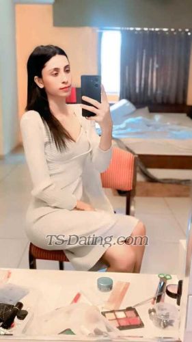 trans girl Reshi 4860199