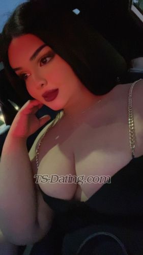 trans girl Retall 7972760 trans girl Retall 7972760