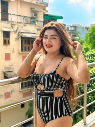trans girl Rihanasingh 7791973