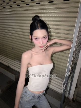trans girl Rindareenar 8423605 trans girl Rindareenar 8423605