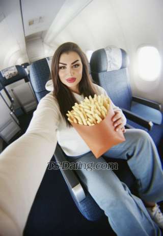 trans girl Rojsam 2704918 trans girl Rojsam 2704918