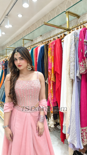 trans girl RoohiKhan 0422020