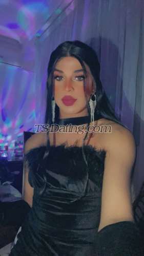 trans girl Rozenaa 0093156 trans girl Rozenaa 0093156