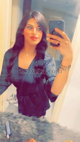 trans girl Rozenaa 2144584 trans girl Rozenaa 2144584