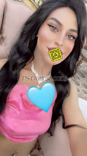 trans girl Rozenaa 2144605 trans girl Rozenaa 2144605
