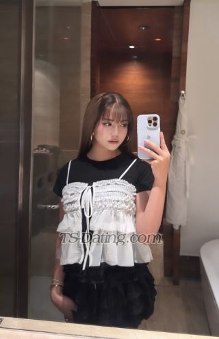 trans girl RubyLane 8018675 trans girl RubyLane 8018675