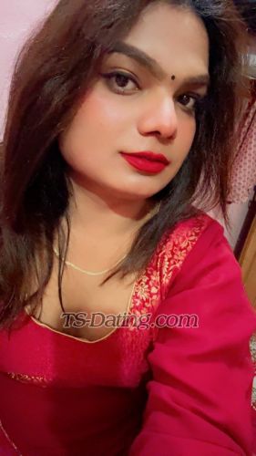 trans girl RuchiDixit 1590691