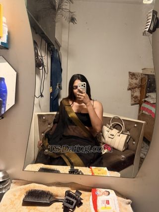 trans girl Ruhi0812 7398089