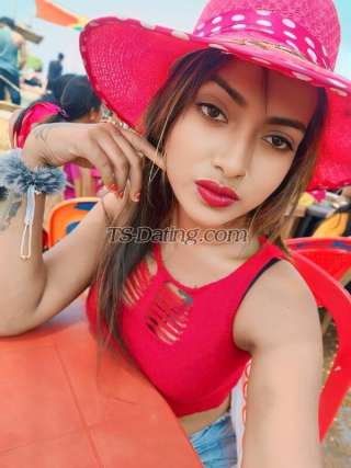 trans girl RusaRoy 8717297