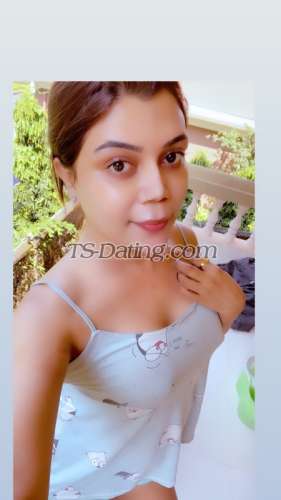 trans girl Ruslin 2478557 trans girl Ruslin 2478557