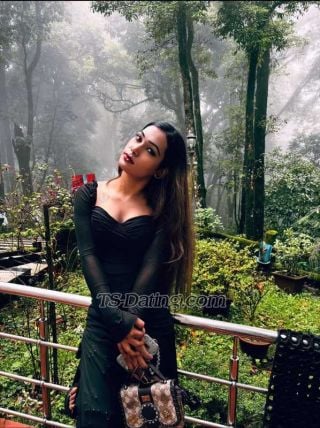 trans girl rosytop 2840000 trans girl rosytop 2840000