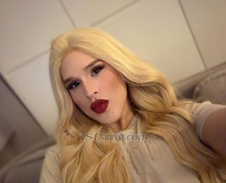 trans girl SANDRADUDAME 8638282