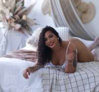 SOPHIA RIVERA Roverbella Transex Ciao, sono Sophia Rivera
 sono a Roverbella 

La trans brasiliana sexy
Alta 1,76, 23 anni e 85 kg

Super femminile, sono passiva e attiva, amo dare e ricevere piacere e se stai cercando una mora riccia, profumata e birichina, allora l'hai trovata.
Durante il servizio sono molto birichina e affettuosa.
Il mio numero di telefono o WhatsApp, ti aspetto s2  