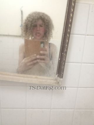 trans girl Sallynyahkl80 8178874