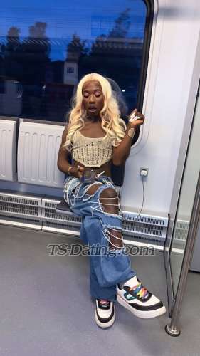 trans girl Sandra2025 2016975 trans girl Sandra2025 2016975