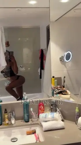 Shemale Sandra2025 6109582 Shemale Sandra2025 6109582