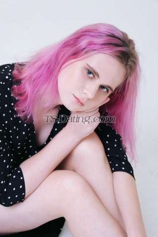 trans girl Sangria 1265455