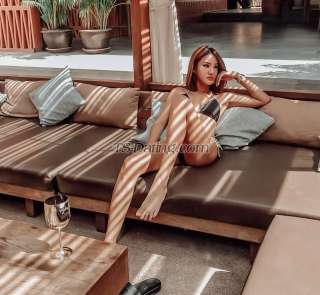 trans girl SarahB 1032794