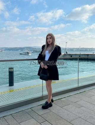 trans girl SarahBlondie 7559558 trans girl SarahBlondie 7559558