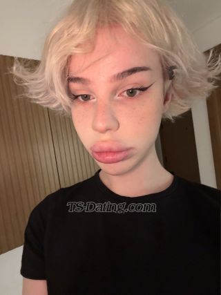 trans girl Sexxyniki 8682585