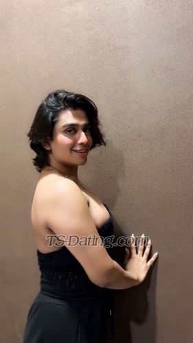 trans girl SexyBaddie 0198187