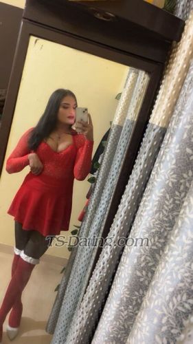 trans girl SexyPihu 3237050