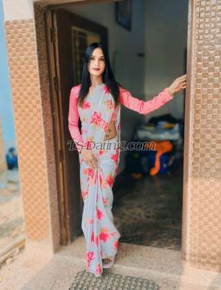 trans girl SilkNain 0855369 trans girl SilkNain 0855369