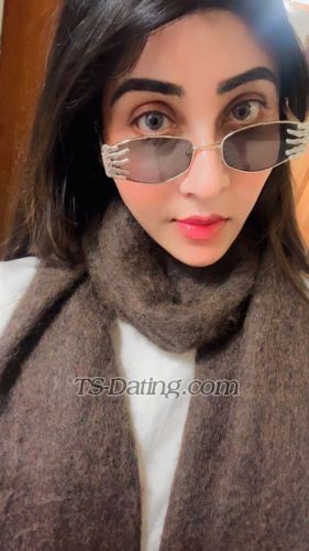 trans girl SimonTs 6559407