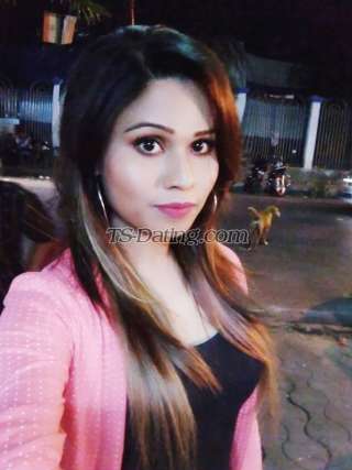 trans girl Sizzlinghot 7050692