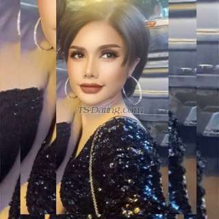 trans girl SkySnowSlow 0046822 trans girl SkySnowSlow 0046822