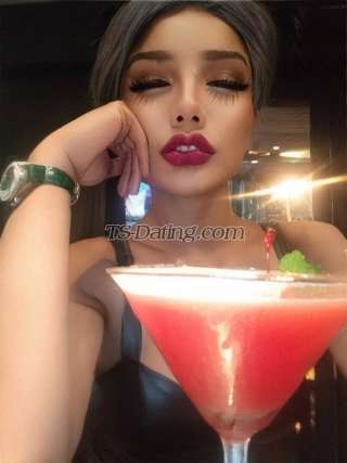 trans girl SkySnowSlow 0802643 trans girl SkySnowSlow 0802643