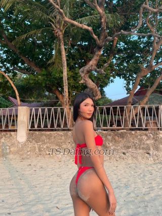 trans girl Sloane 0210662 trans girl Sloane 0210662