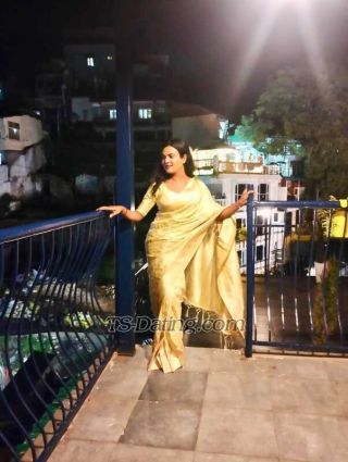 trans girl Snehil 3504027