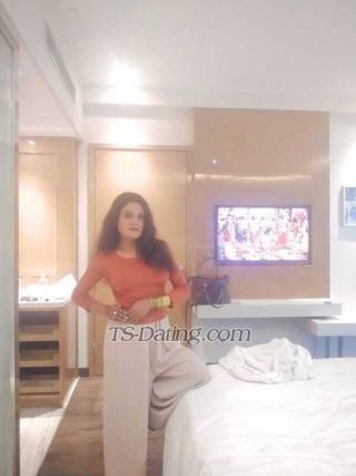 trans girl Snehil 6541095