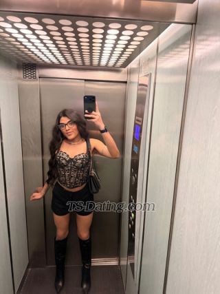 trans girl Sofiweb1 8003281 trans girl Sofiweb1 8003281
