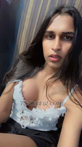 trans girl Sofiya24 7403153
